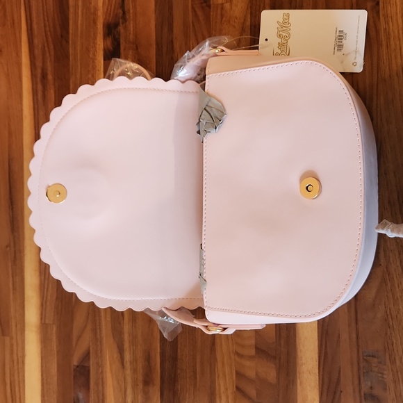 Sailor Moon (pretty guardian) Crystal Star Compact Crossbody Bag - NWT - Picture 4 of 7